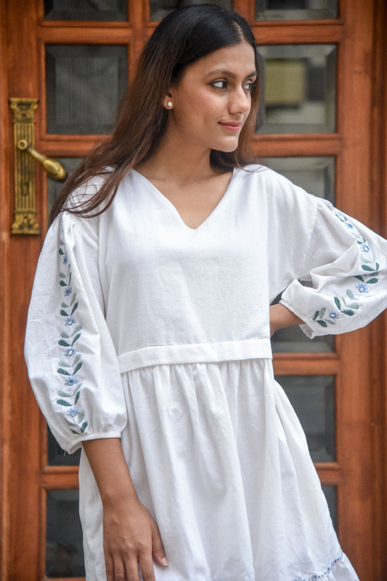 Diya Dress white