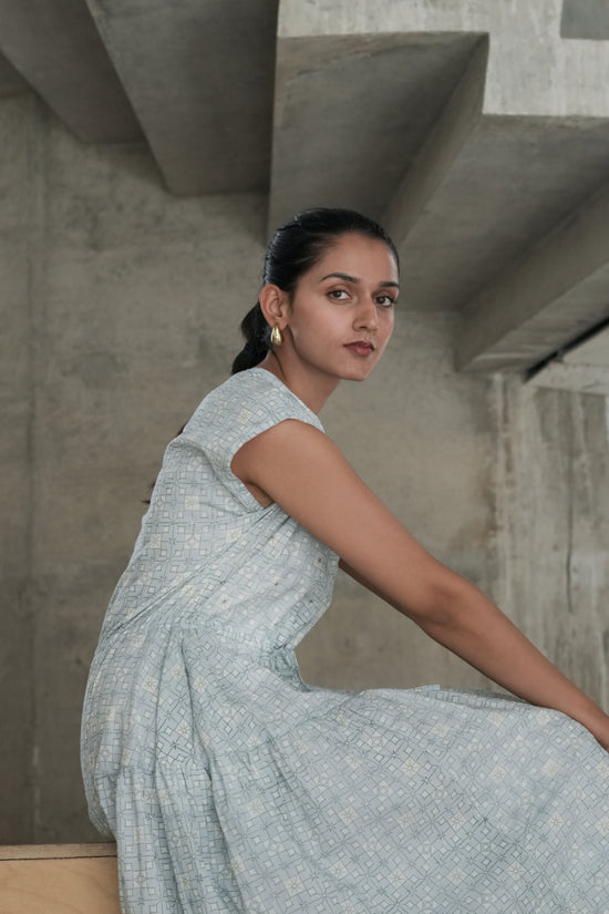 Niva Dress milky way