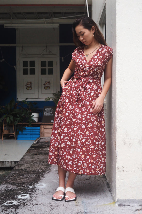 Kali Wrap Dress maroon
